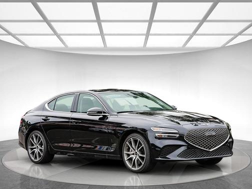2025 Genesis G70 2.5T RWD