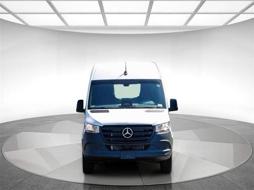 2025 Mercedes-Benz Sprinter 2500 High Roof