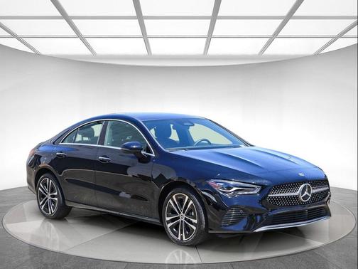 Night Black 2026 Mercedes-Benz CLA 250 4MATIC