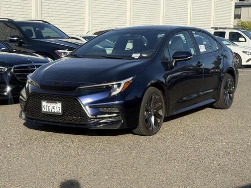 2025 Toyota Corolla SE