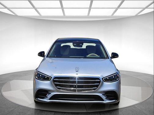 Cirrus Silver Metallic 2022 Mercedes-Benz S-Class 4MATIC