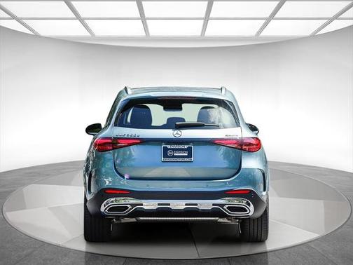 2025 Mercedes-Benz GLC 350e Base