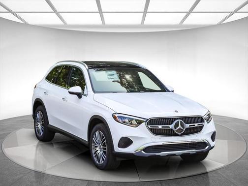 2025 Mercedes-Benz GLC 300 4MATIC