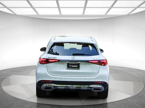 2025 Mercedes-Benz GLC 300 4MATIC
