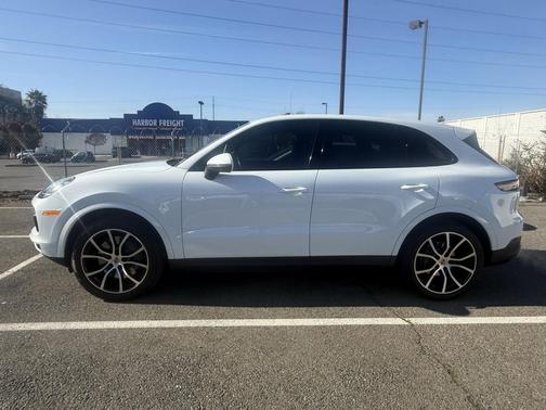 2020 Porsche Cayenne S