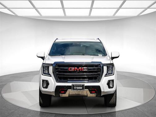 2023 GMC Yukon XL 4WD AT4
