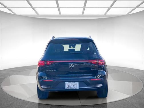 2024 Mercedes-Benz EQB 300 4MATIC
