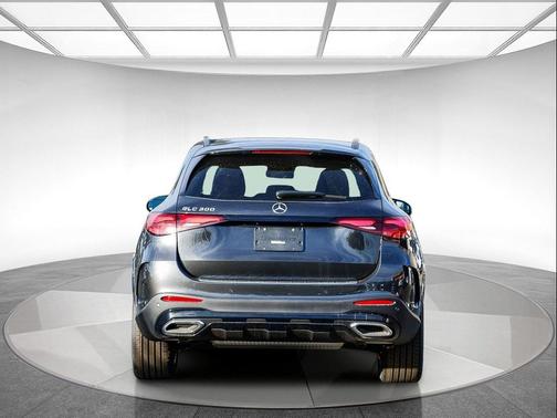2025 Mercedes-Benz GLC 300 Base