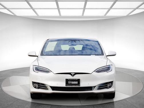 2020 Tesla Model S Long Range Plus