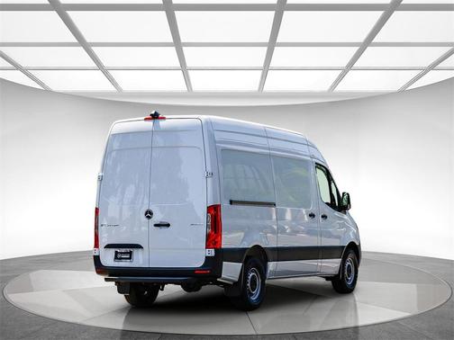 2025 Mercedes-Benz Sprinter 2500 Standard Roof