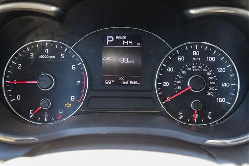 Clear White 2017 Kia Forte LX