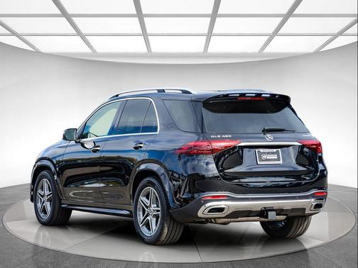 Black 2026 Mercedes-Benz GLE 450 4MATIC