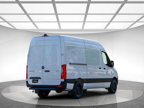 2025 Mercedes-Benz Sprinter 2500 Standard Roof