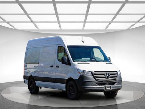 2025 Mercedes-Benz Sprinter 2500 Standard Roof