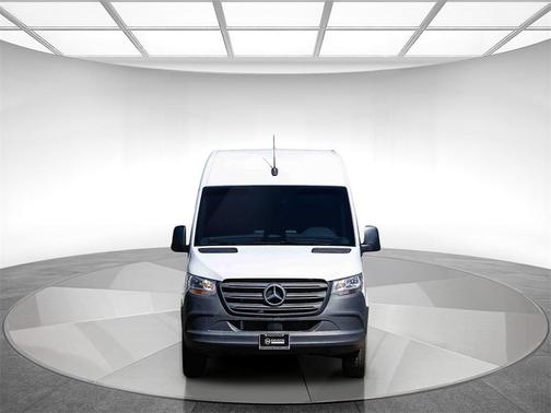 2025 Mercedes-Benz Sprinter 2500 Standard Roof
