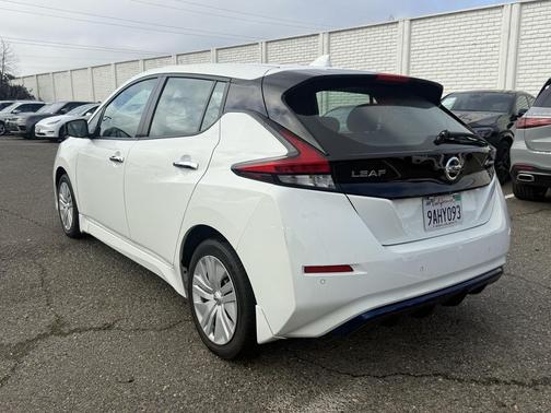 2022 Nissan Leaf S 40 kWh