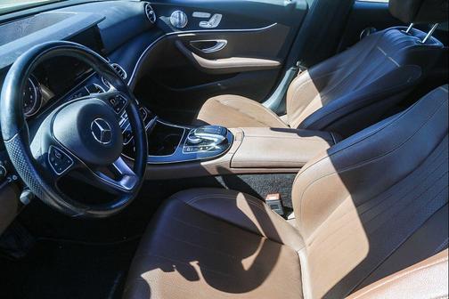 2017 Mercedes-Benz E-Class 4MATIC