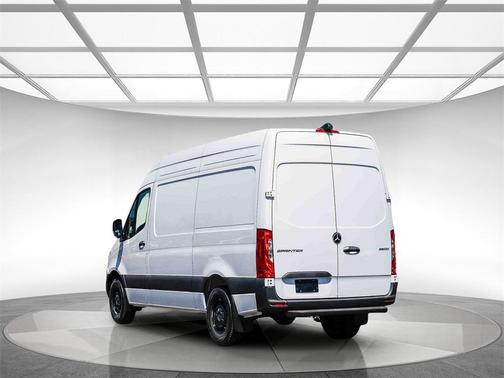 2025 Mercedes-Benz Sprinter 2500 Standard Roof