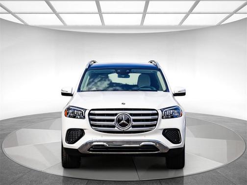 2026 Mercedes-Benz GLS 450 4MATIC