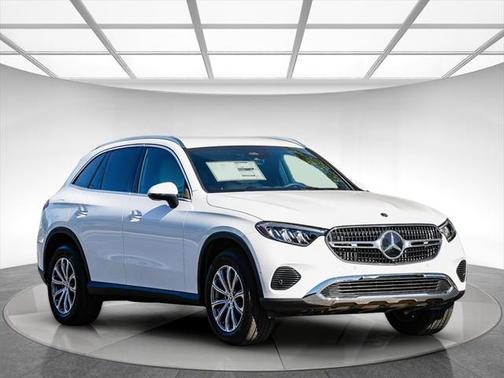 2025 Mercedes-Benz GLC 300 Base