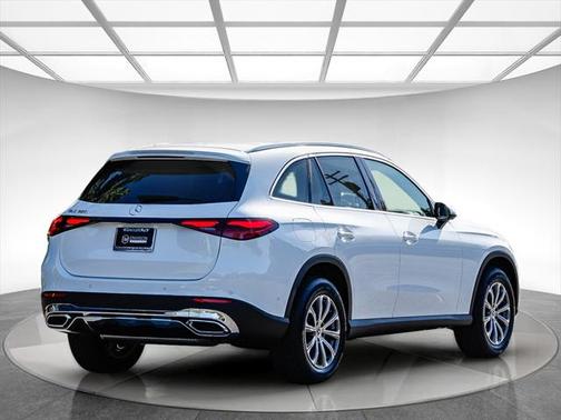 2025 Mercedes-Benz GLC 300 Base