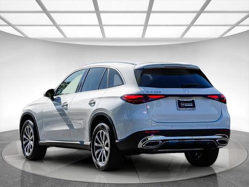 2025 Mercedes-Benz GLC 300 Base