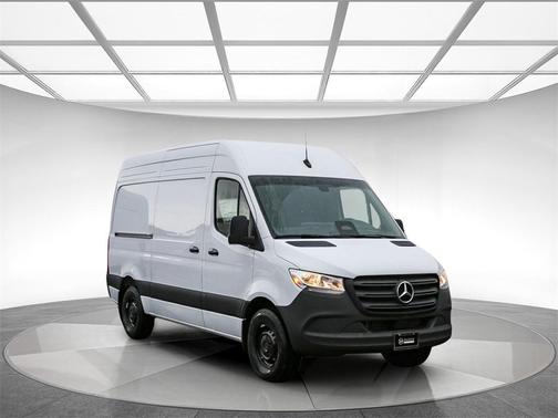2025 Mercedes-Benz Sprinter 2500 Standard Roof