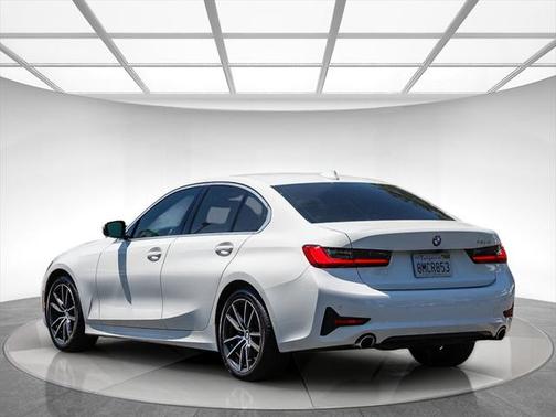 2019 BMW 330 330i