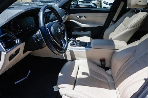 2019 BMW 330 330i