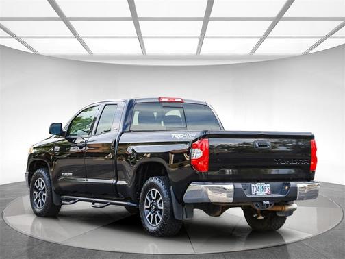 2017 Toyota Tundra SR5