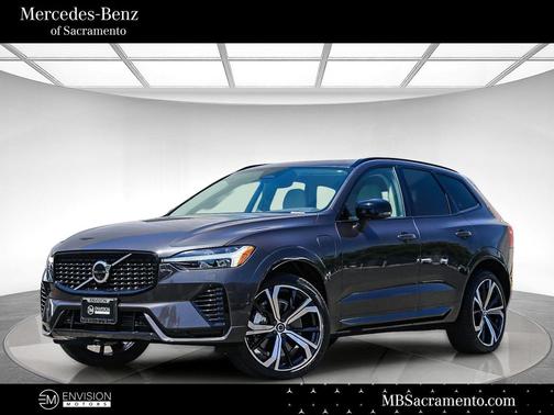 Platinum Grey Metallic 2025 Volvo XC60 Plug-In Hybrid Ultra, T8 AWD Electric/Gasoline, Dark