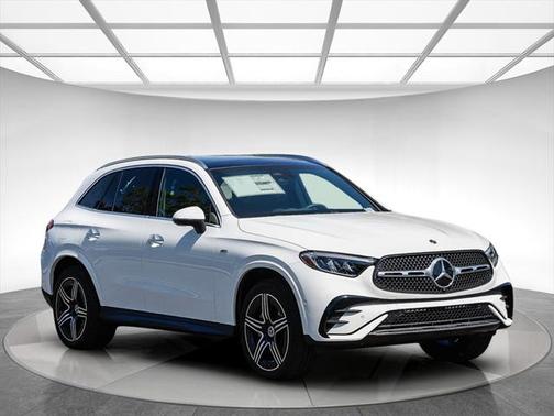 2025 Mercedes-Benz GLC 350e Base