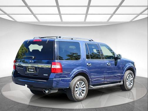 Blue Jeans 2017 Ford Expedition XLT