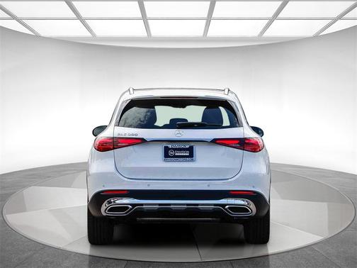 2026 Mercedes-Benz GLC 300 Base