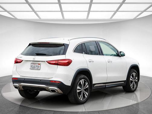 2025 Mercedes-Benz GLA 250 4MATIC
