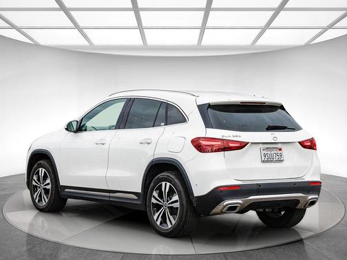 2025 Mercedes-Benz GLA 250 4MATIC