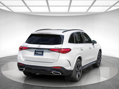 2025 Mercedes-Benz GLC 350e Base