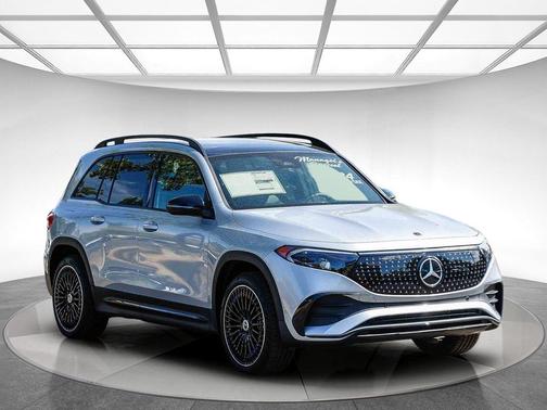 Cirrus Silver Metallic 2024 Mercedes-Benz EQB 300 4MATIC