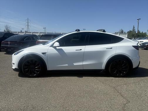 2022 Tesla Model Y Performance Dual Motor All-Wheel Drive