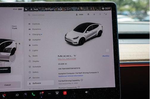 2022 Tesla Model Y Performance Dual Motor All-Wheel Drive