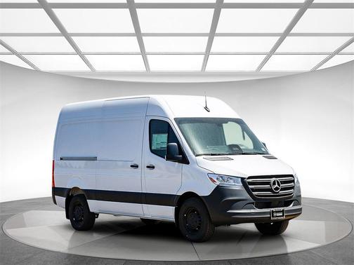2025 Mercedes-Benz Sprinter 2500 Standard Roof