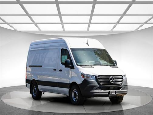2025 Mercedes-Benz Sprinter 2500 Standard Roof