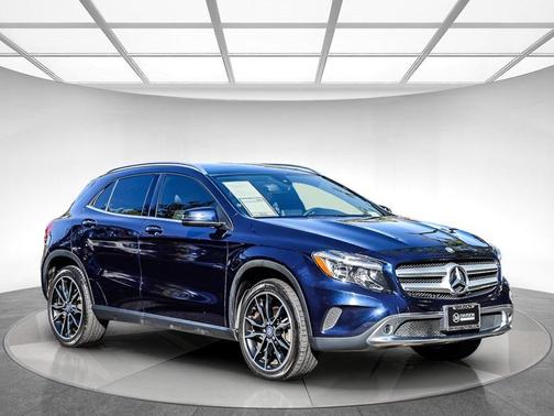 2017 Mercedes-Benz GLA 250 Base
