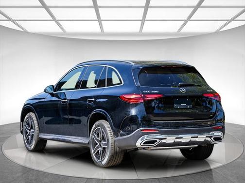 2025 Mercedes-Benz GLC 300 4MATIC