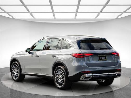 2026 Mercedes-Benz GLC 300 Base