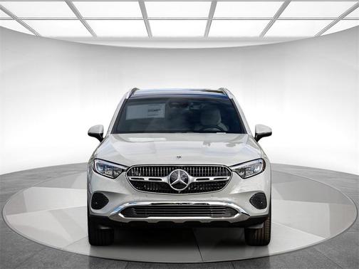 2026 Mercedes-Benz GLC 300 Base