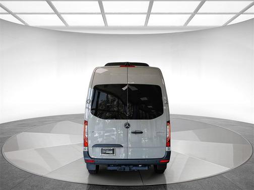 2025 Mercedes-Benz Sprinter 2500 Standard Roof