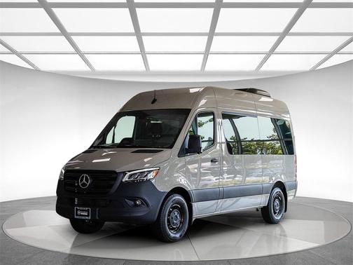 2025 Mercedes-Benz Sprinter 2500 Standard Roof