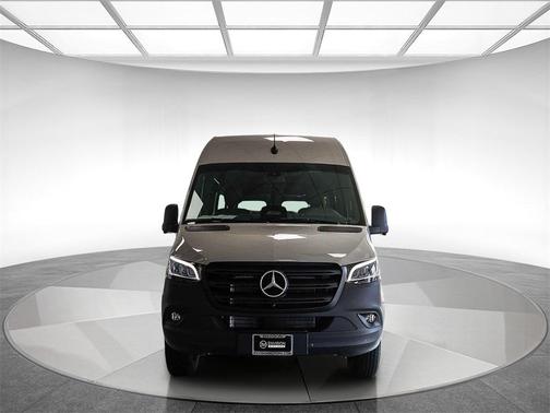 2025 Mercedes-Benz Sprinter 2500 Standard Roof