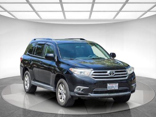 2012 Toyota Highlander SE